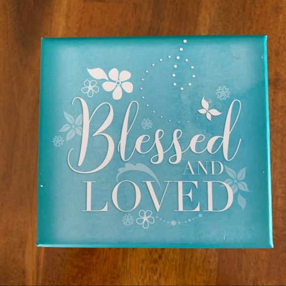 NWOT Faithfully Yours Blessed and Loved Mug - Picture 7 of 8